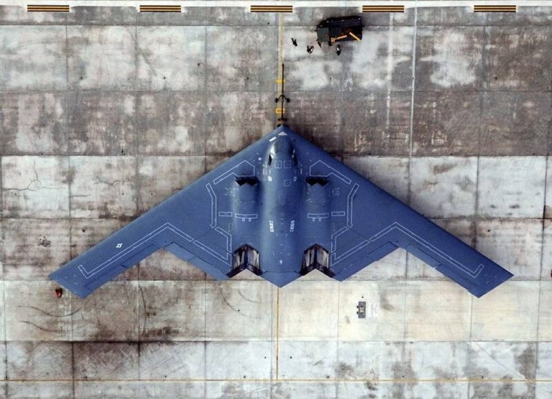 B-2 Spirit: бомбардировщик-невидимка
