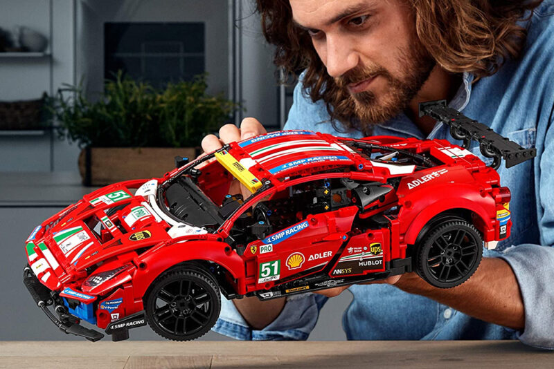 15 лучших конструкторов автомобилей LEGO