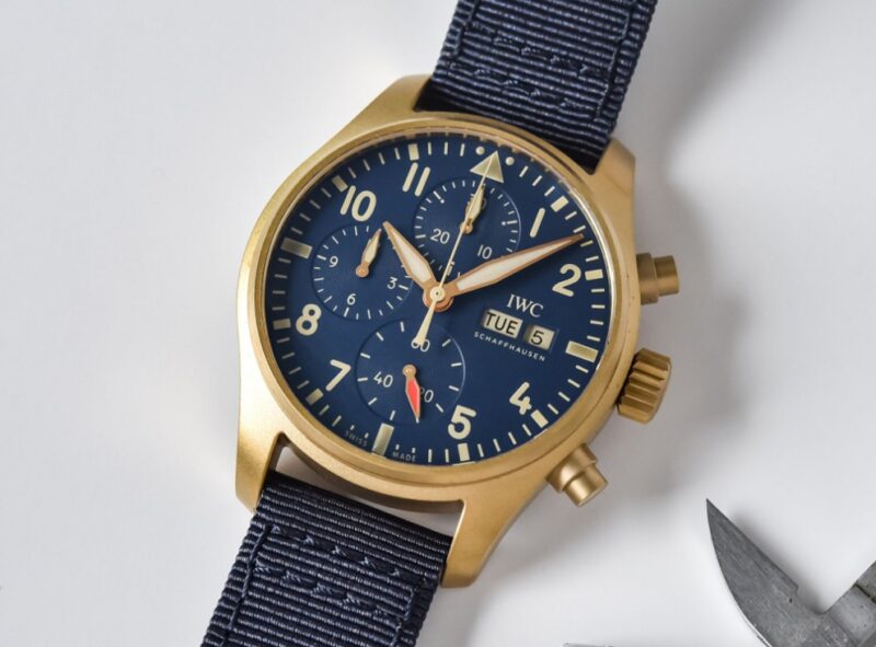 Новые часы IWC Pilot’s Watch Chronograph 41 Bronze