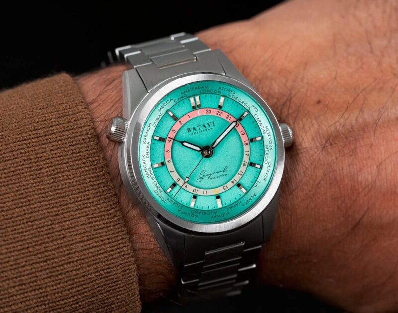 Часы Batavi Geograaf Worldtimer «Pamukkale» бирюзового цвета